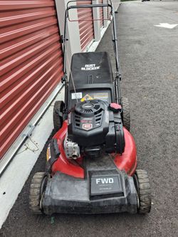 Good Running Self-Propelled Mower With Bag