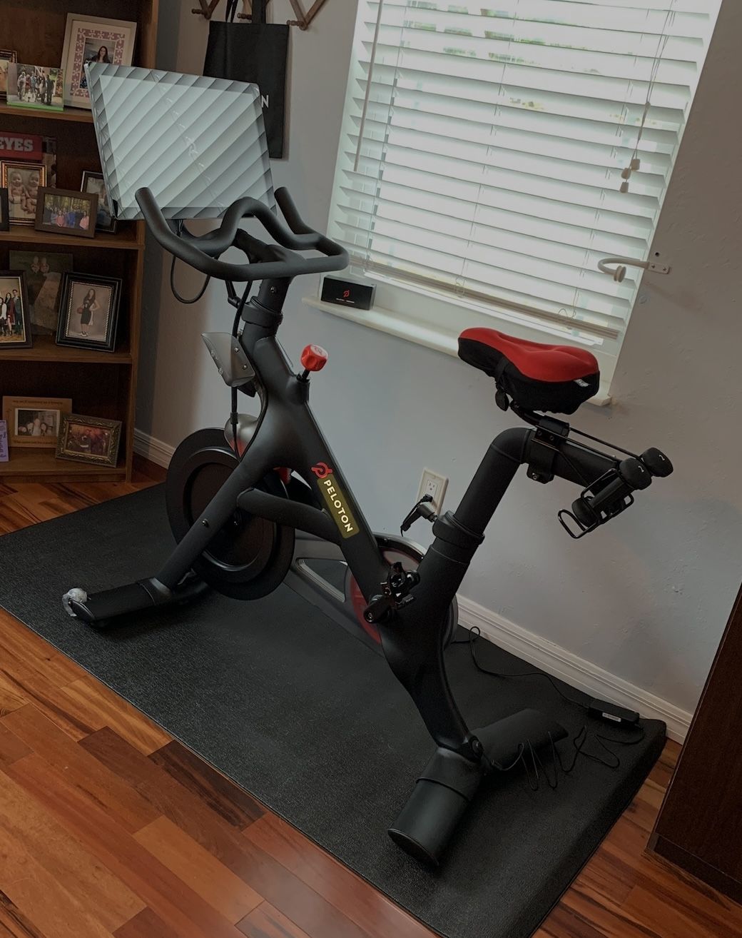 Peloton Bike - 1st Gen