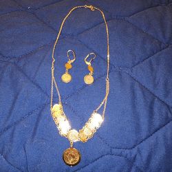 Golden Colored Necklace/earrings Set