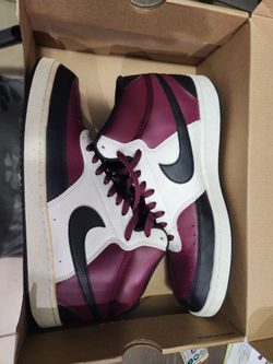 Nike Shoes Size 10.5