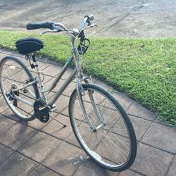 Women’s Bike Giant Extra Small