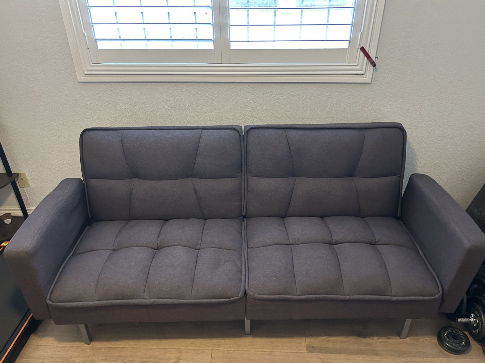 Sleeper Couch/Futon