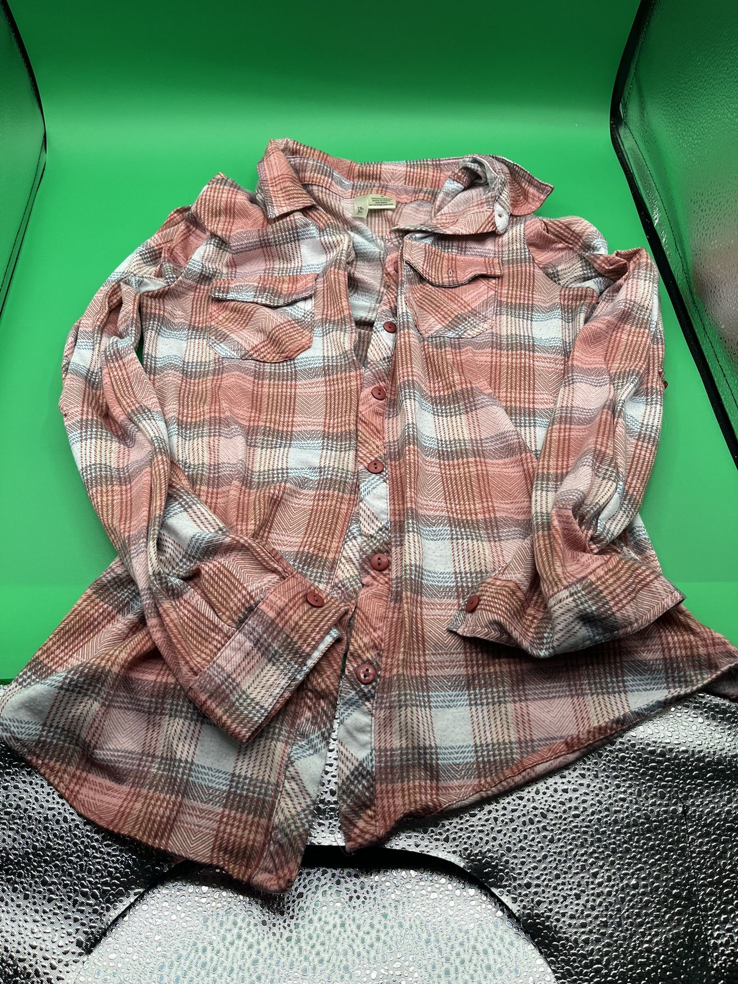 Bella D Plaid Long Sleeve Shirt Size Medium 