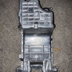 Oil pan