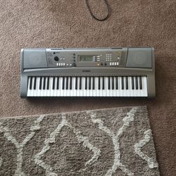 Yamaha Keyboard
