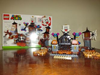 Lego King Boo and The Haunted Yard 71377