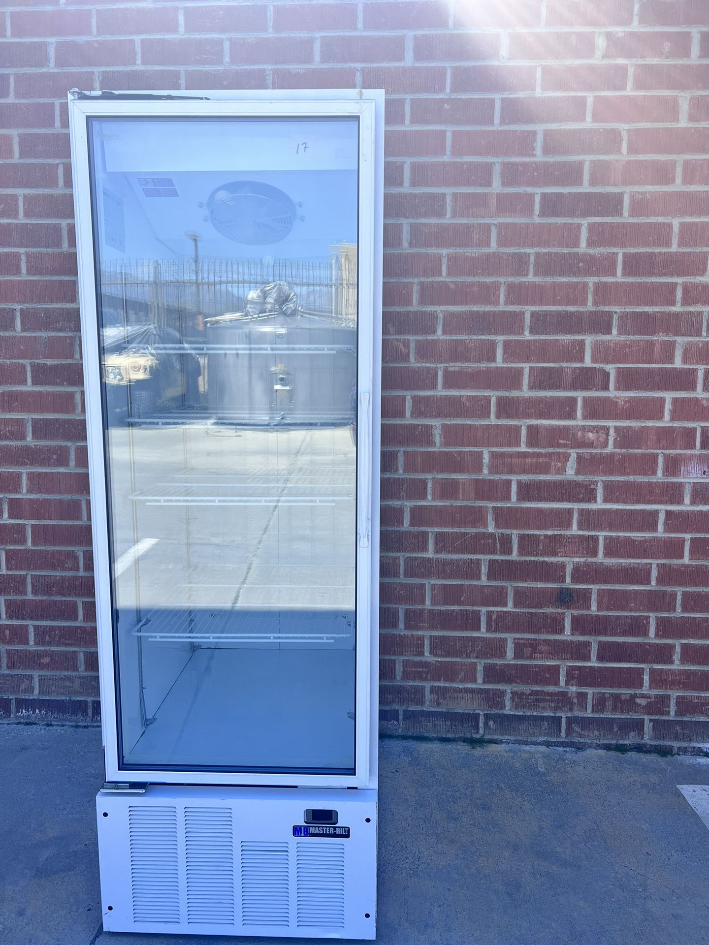 MB Master Bilt BMG-23P Glass Door Commercial Refrigerator 20.8 Cu, Ft
