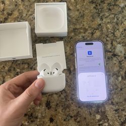Apple AirPods 4 Active Noise Cancellation