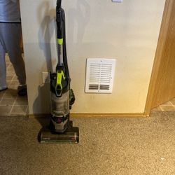Bissell Vacuum For Sale