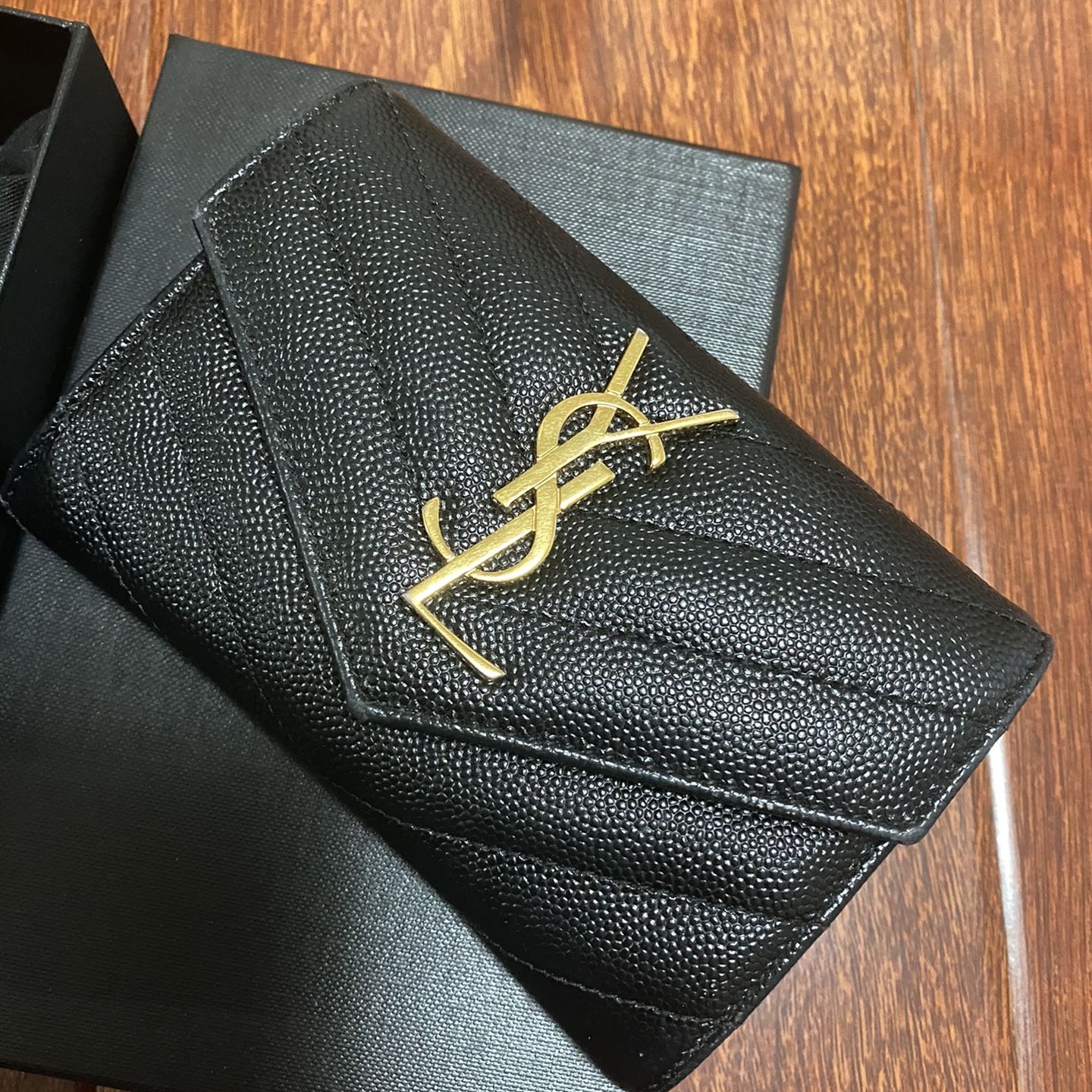 saint laurent monogram small envelope wallet