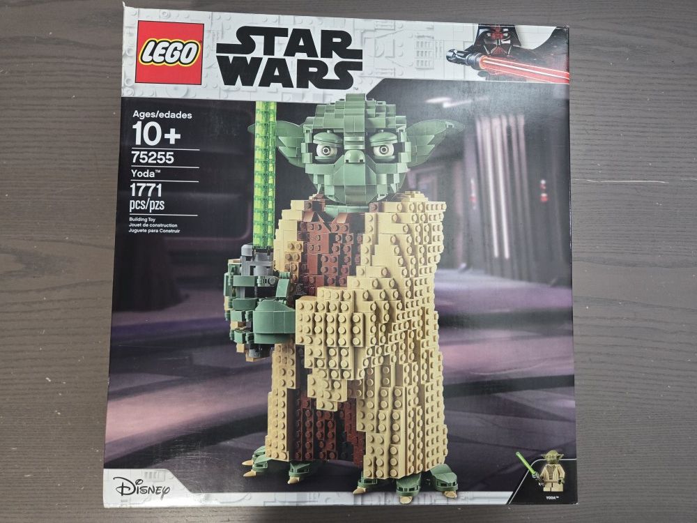 LEGO STAR WARS YODA 75255 NEW
