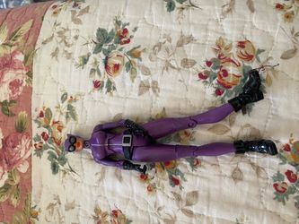 DC Universe Classics Catwoman Figure From Gotham City 5 Pack DCUC
