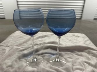 Set of 2 Blue Wine Glasses