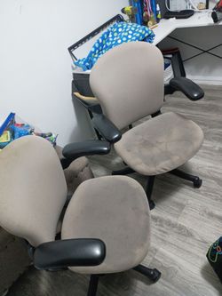 Desk chair