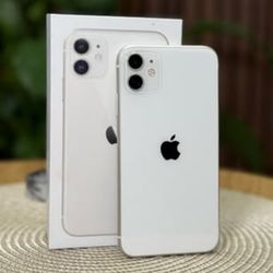 iPhone 11 Unlocked With Warranty 😊