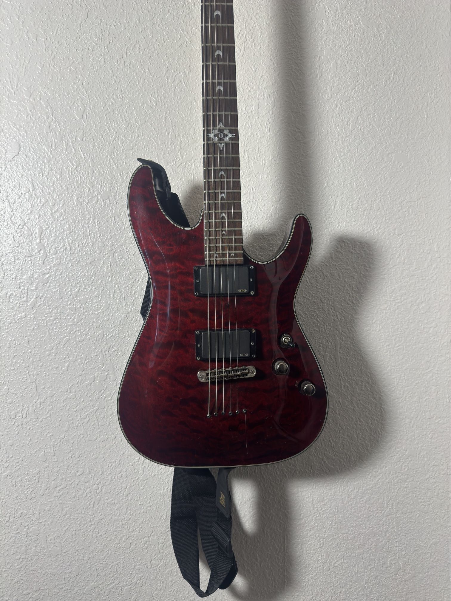 Schecter Hellraiser Deluxe Electric Guitar 2010 – Good Condition