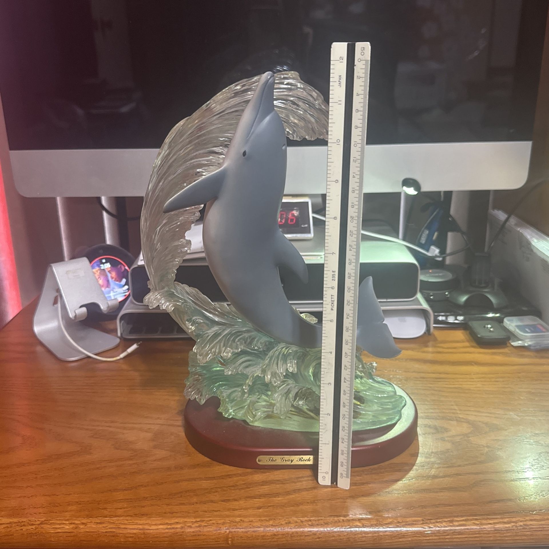 Dolphin Statue/figurine