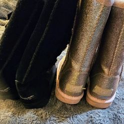 
⭐ Kids UGG Bundle – Size 3– Black + Pink Glitter – $30