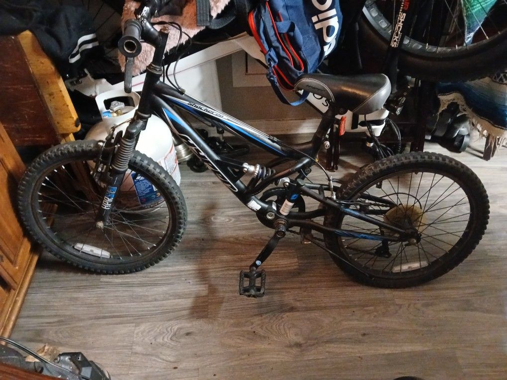Brand New Hyper BIKE