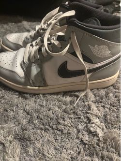 Jordan 1 smoke grey size 9