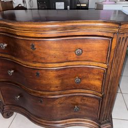 ETHAN ALLEN Tuscany Collection Cherry Three-Drawer Nightstand Bedside Chest Vintage