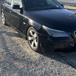 2003 BMW 525i