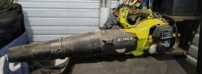 Title: Ryobi 25cc Gas Jet Fan Leaf Blower – Runs Great – Ready to Use