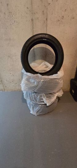 Bridgestone Potenza Run flat tires - 20in - Brand New