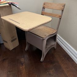 Kids Desk!!!