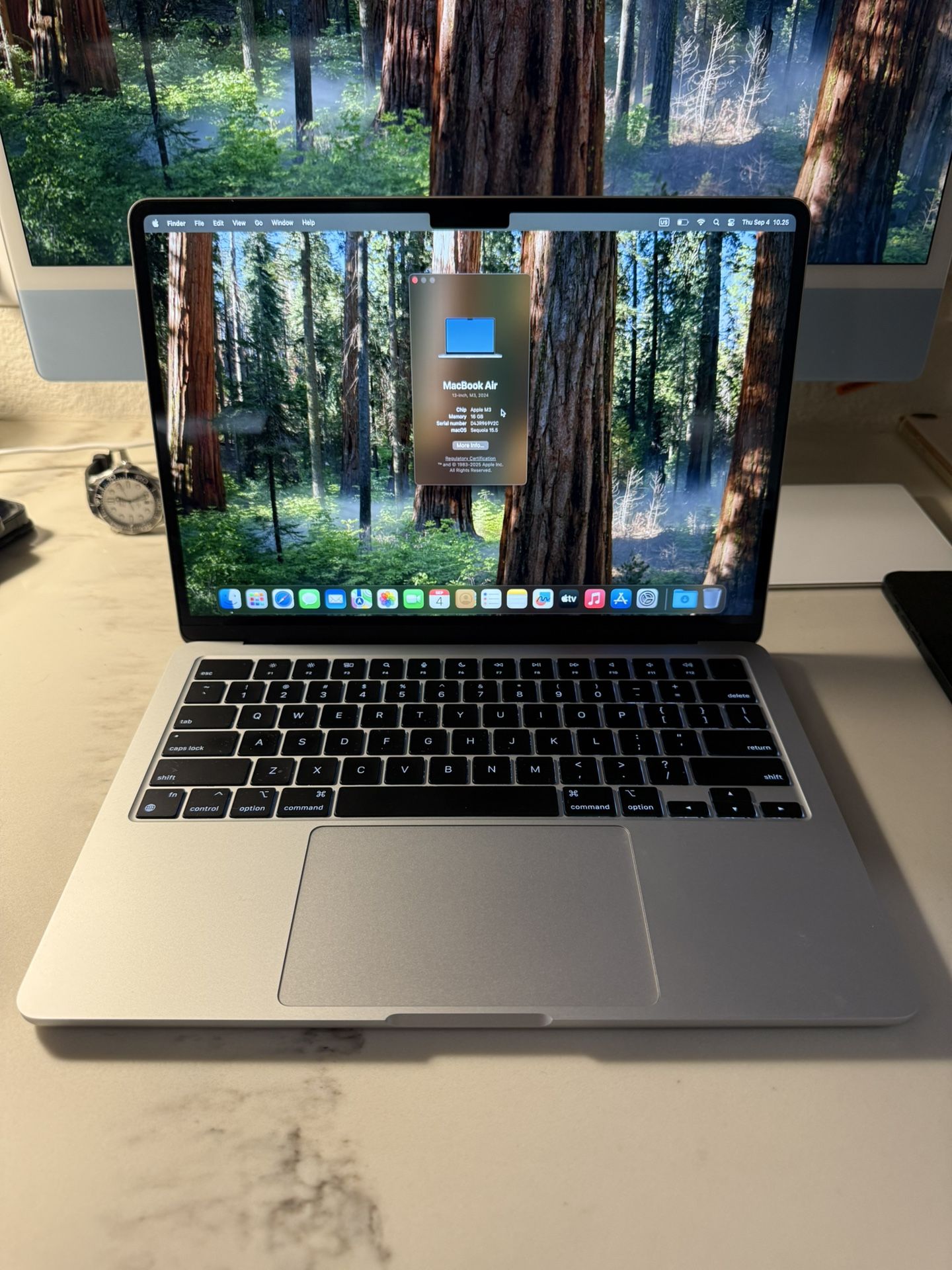 2024 13” MacBook Air M3 Chip 16GB Ram 512SSD! 90 day warranty! We offer financing!