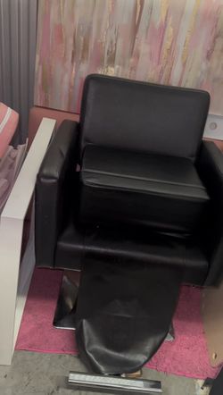 Salon/Barber chair