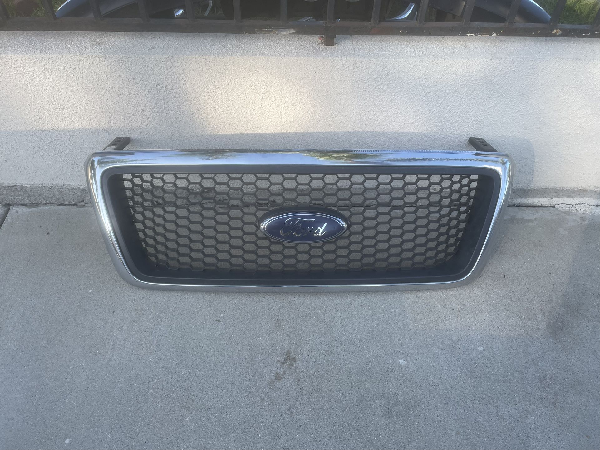 Ford F150 Grille
