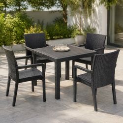 Outdoor Dining Table