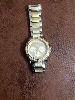 Beautiful Guess Watch Good And Silveria Model