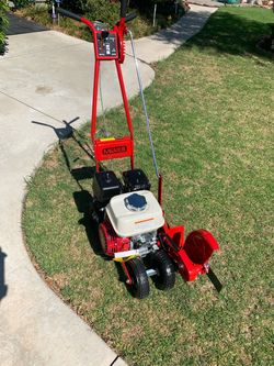 McLane Edger Honda Engine