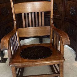 Vintage/Antique Rocking Chair 