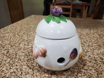 Garlic Onion ALLIUM Dish Keeps Them Fresh NEW