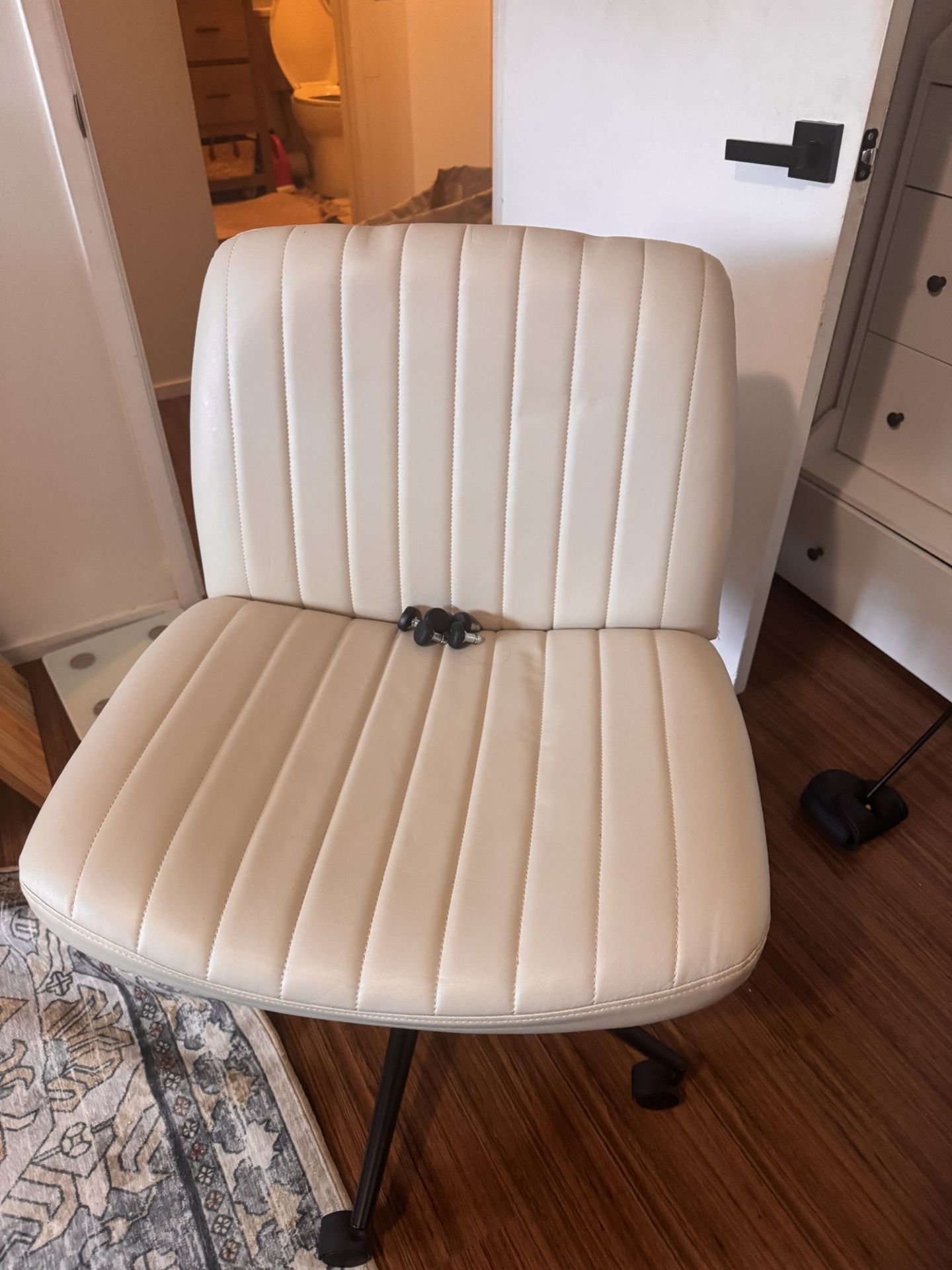 Extra Wide Office Chair Beige Leather