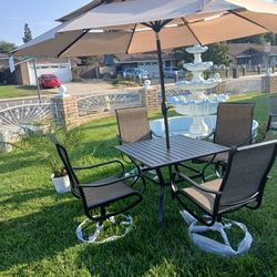 Brand New Patio Table Set With Umbrella