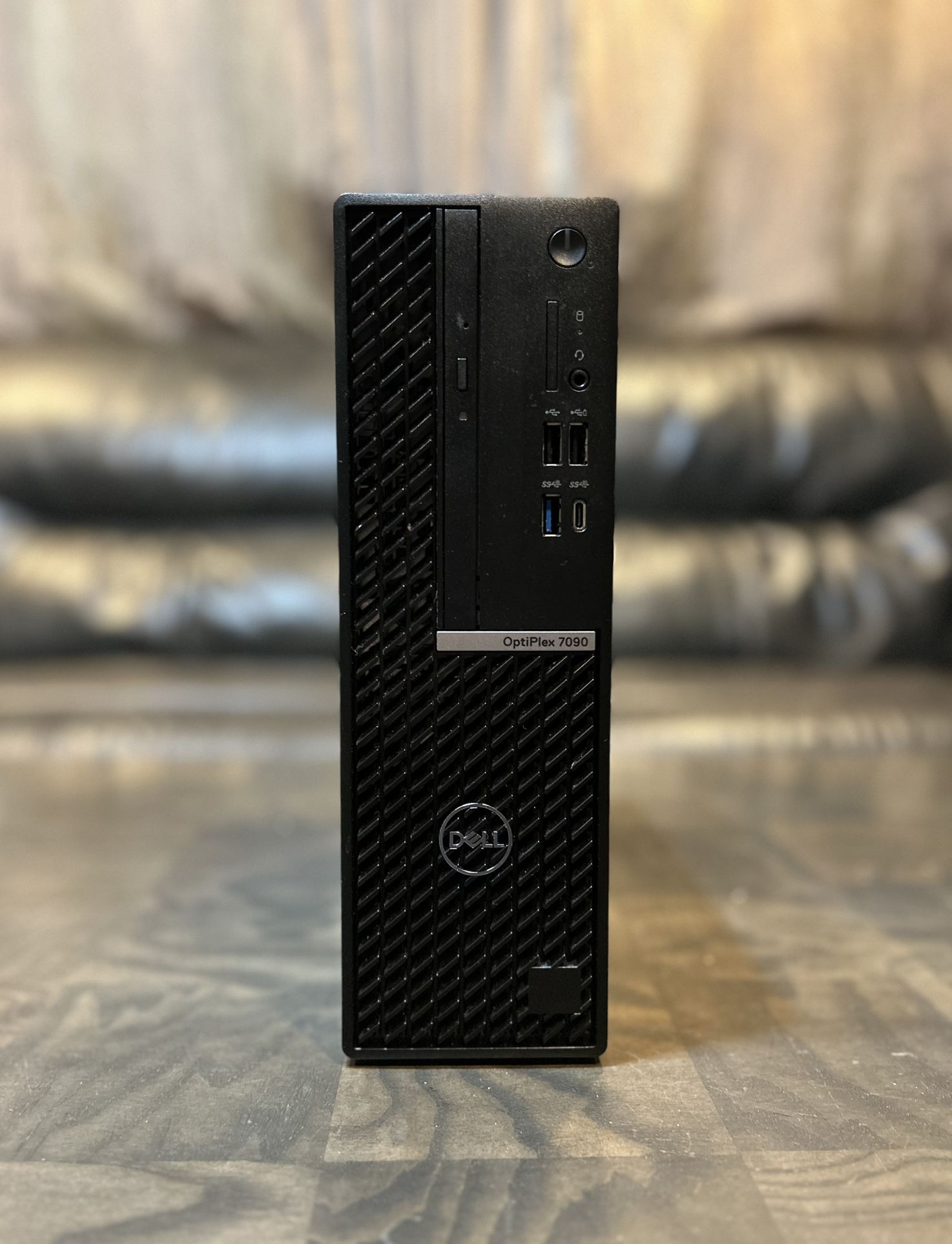 DELL Optiplex 7090 Core i7 10th gen 16GB RAM 512GB SSD Windows 11 desktop computer