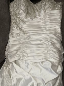 Dave And bridal wedding dress