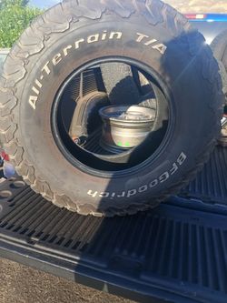35x12.50R17 Bfgoodrich Ko2 All Terrain Tire (1)