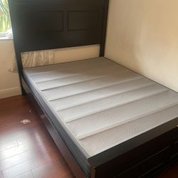 Queen Size Bed