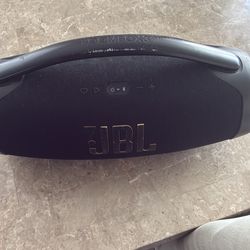 JBL boombox