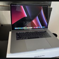 15” MacBook Pro 💻 Touchbar With 32gb Ram