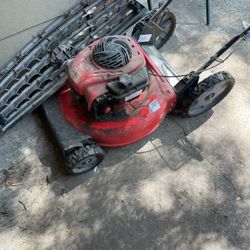 Lawnmower No Issue 100$ New