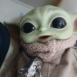 Grogu w mandalorian pendant