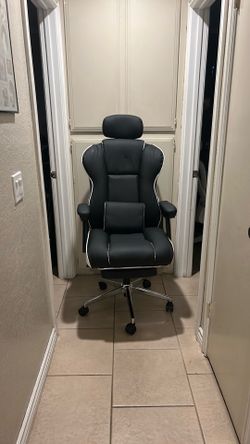Executive Office Chair