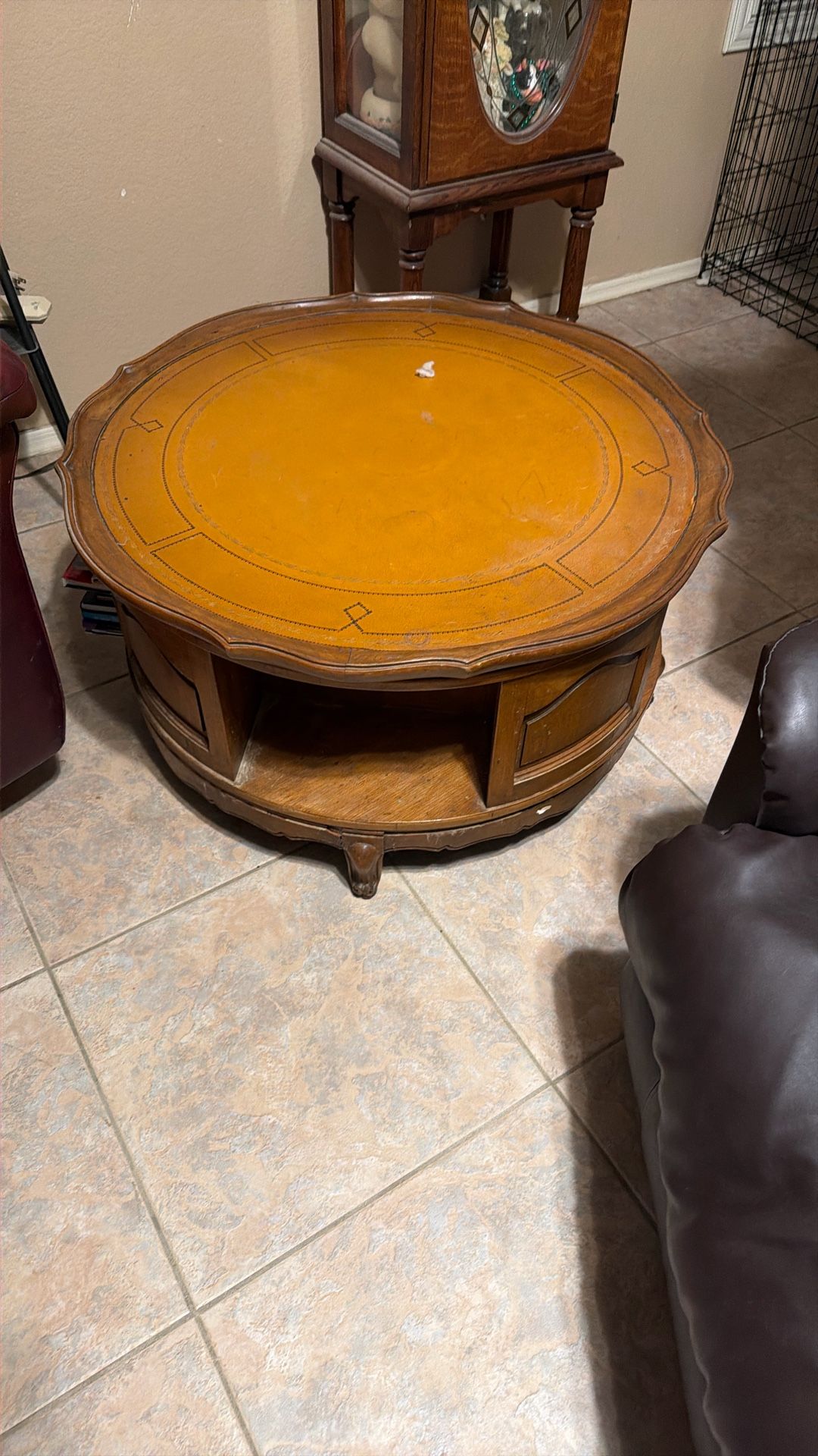 1900’s Round Coffee Table