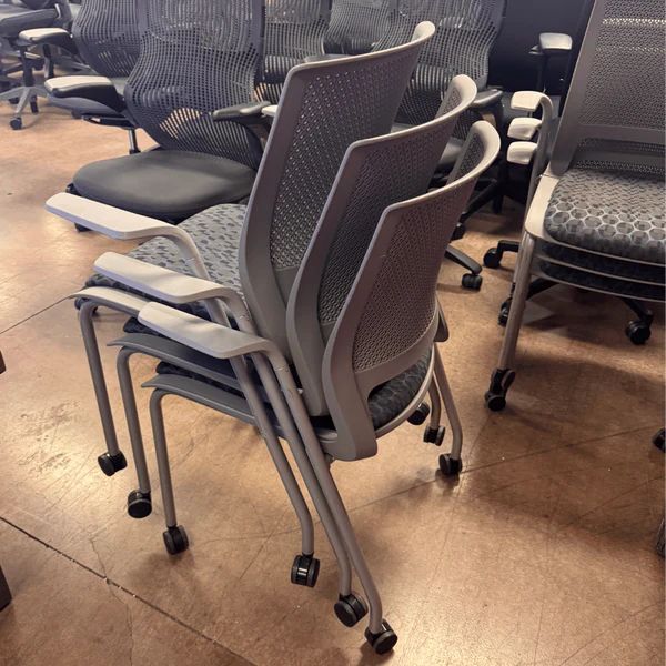 SitOnIt Seating Lumin Stackable Rolling Side Guest Office Chair (Maharam Blue Disco/Gray)
